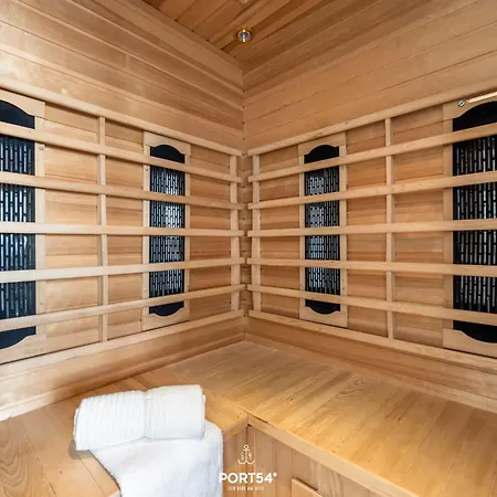 But Meere 奥尔本尼兹